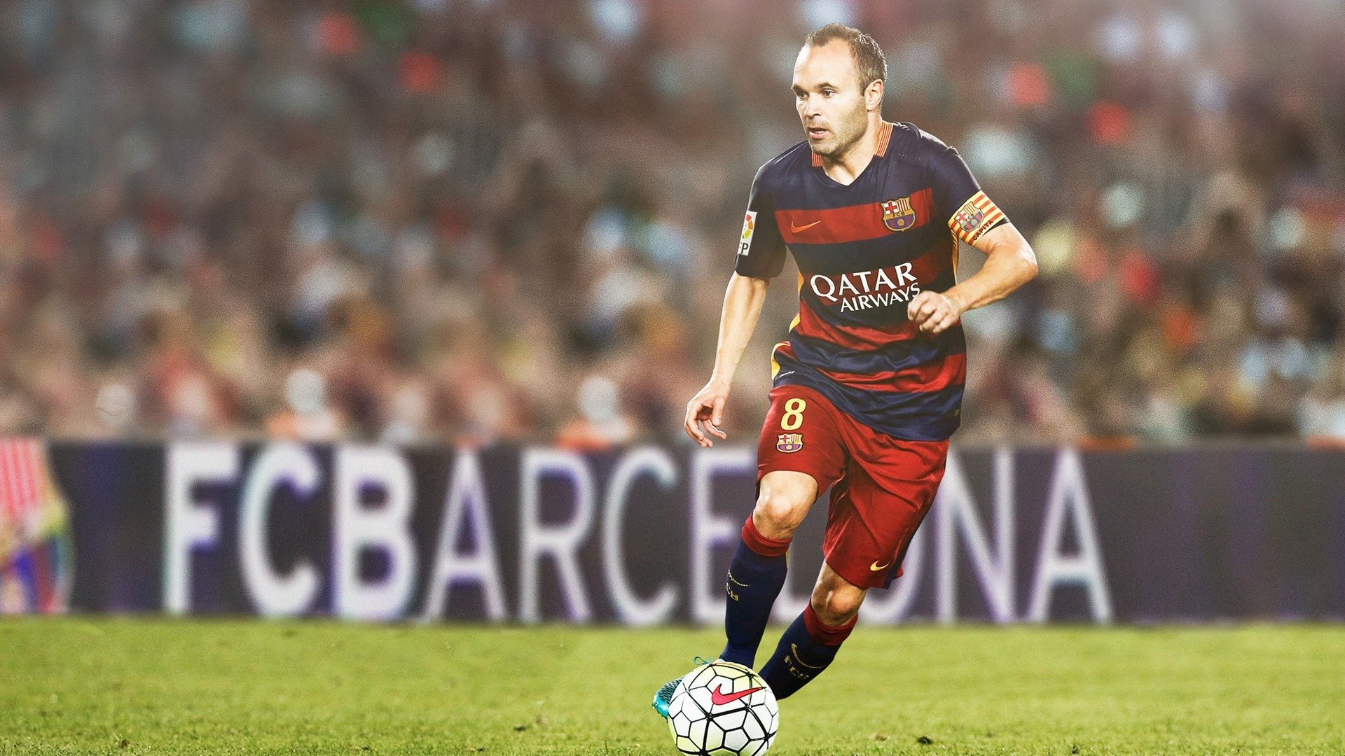 欧洲自行车赛激战正酣,观众热情高涨,欧洲自行车比赛